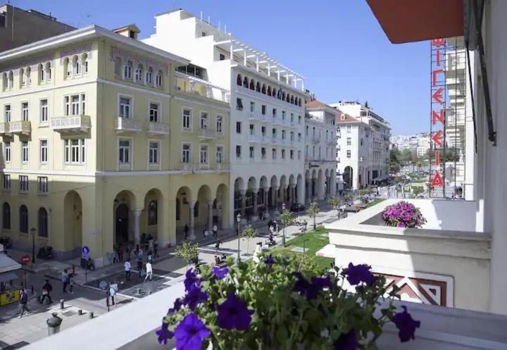 4 Travelers Appartement Thessaloniki Buitenkant foto