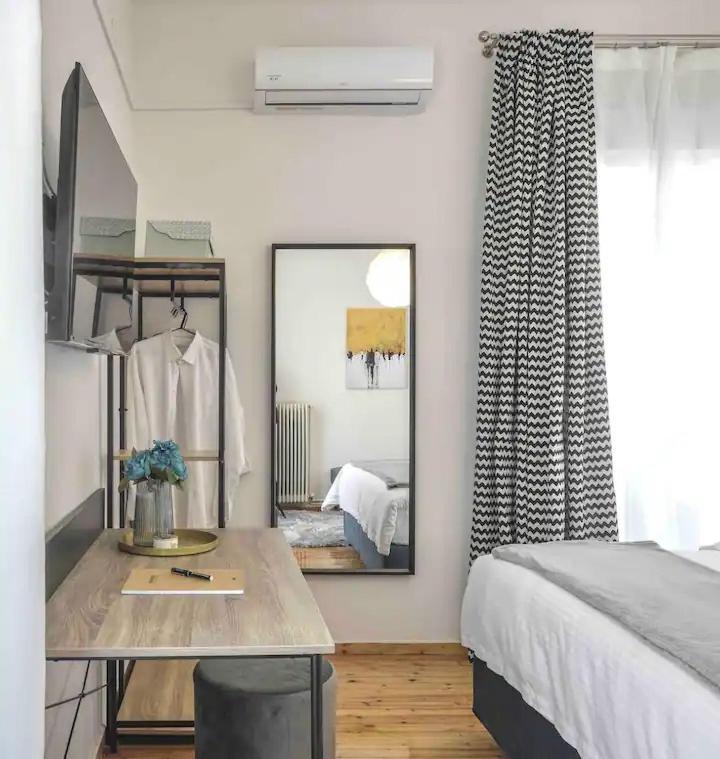 4 Travelers Appartement Thessaloniki Buitenkant foto